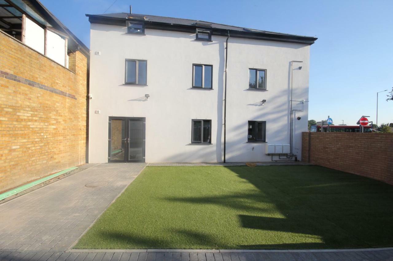 Holden Court Apartments - Apt 3 West Drayton  Exterior photo
